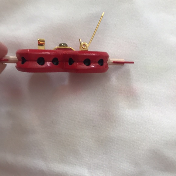 ⚡️FINAL PRICE⚡️ Vintage Heart Love Brooch - Picture 8 of 11